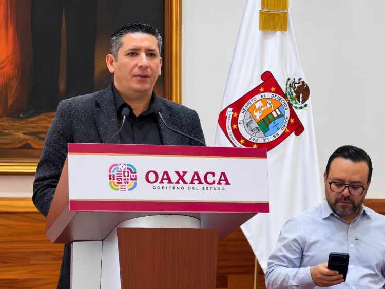 Fiscalía de Oaxaca investiga a autoridades municipales por posibles vínculos con Los Cromos.