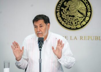 Fernández Noroña anuncia que expondrá en público a quienes lo confronten