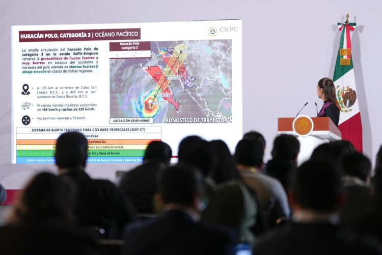 Huracán Polo activa alerta máxima y suspende actividades en BCS