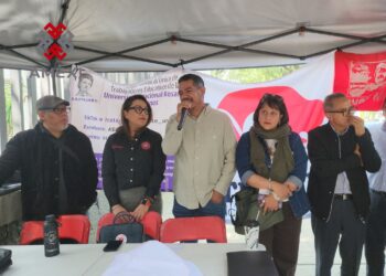 Juan Estuardo Rubio Gualito, diputado local de la Ciudad de México, se suma a la exigencia de reinstalación de trabajadores de la Universidad Rosario Castellanos