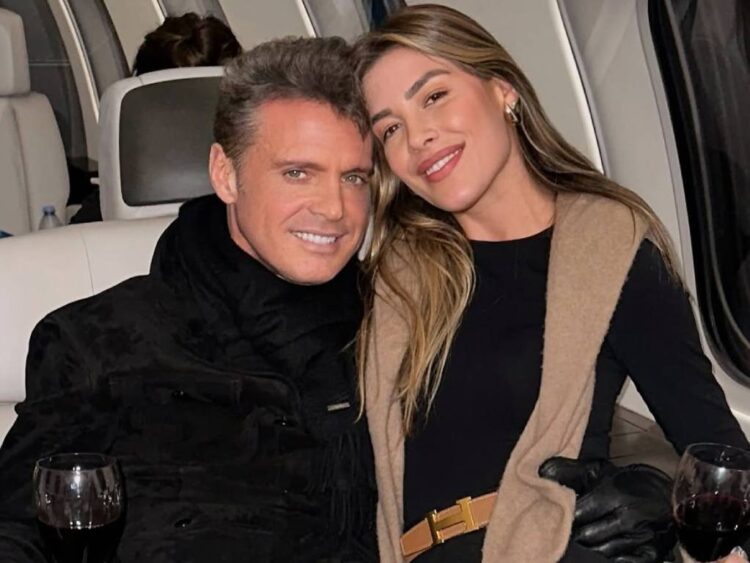 Michelle Salas revela cómo se encuentra Luis Miguel tras rumores sobre su salud