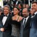 Penélope Cruz y Guitarricadelafuente sorprenden en “La Bola Negra”, la cinta de Netflix que apunta a los Oscar. | AMEXI/FOTO: RRSS