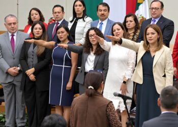 Vocalías ejecutivas del INE. Toma de protesta en el INE.
