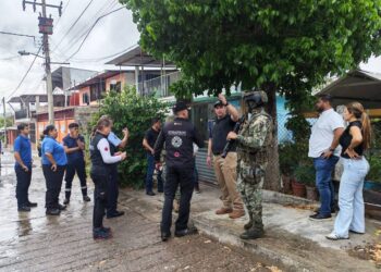 Se mantiene alerta y suspensión de clases en Michoacán por Polo