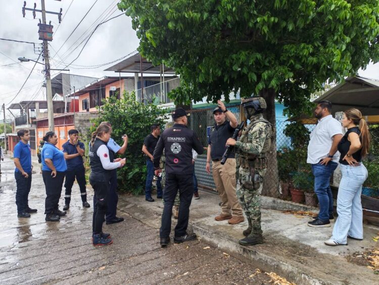 Se mantiene alerta y suspensión de clases en Michoacán por Polo