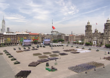 Fotogalería: Desfile Cívico-Militar por el 216 aniversario de la Independencia: sobrevuelo histórico y blindados nacionales