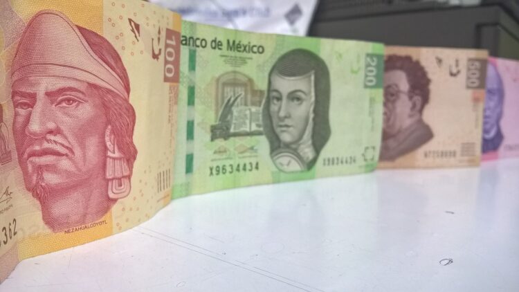 Paquete Económico 2027: Banamex alerta sobre déficit y recorte a inversión pública