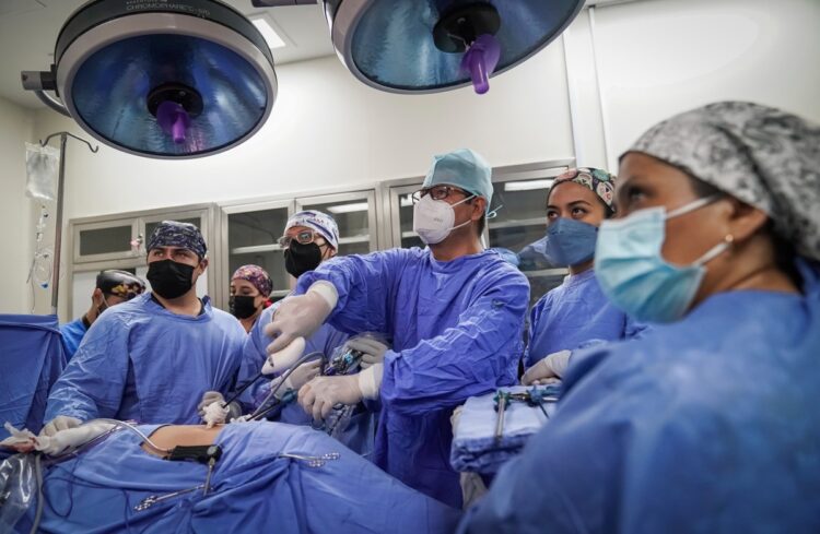 Lista de espera supera con frecuencia oferta disponible de órganos para trasplantes: IMSS