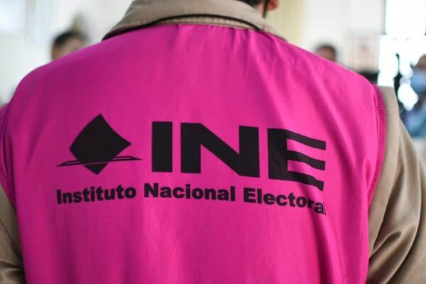 os CAE son los ciudadanos encargados de visitar los domicilios de las personas seleccionadas mediante sorteo