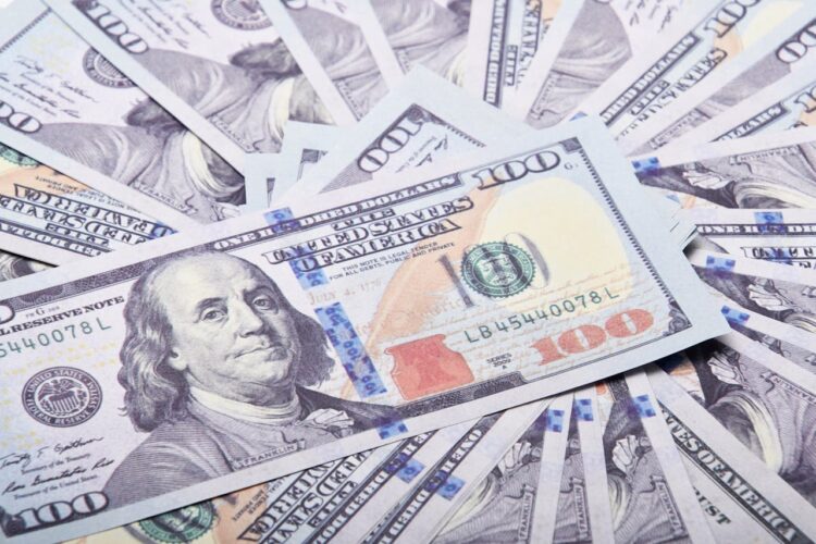 Remesas suman seis meses de alza; crecen 3.0% anual en julio