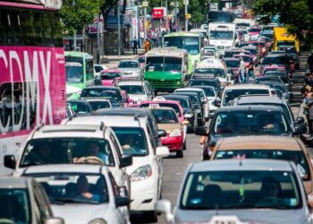 Consulta el calendario de verificación vehicular y evita sanciones este sábado. AMEXI/Foto: RRSS