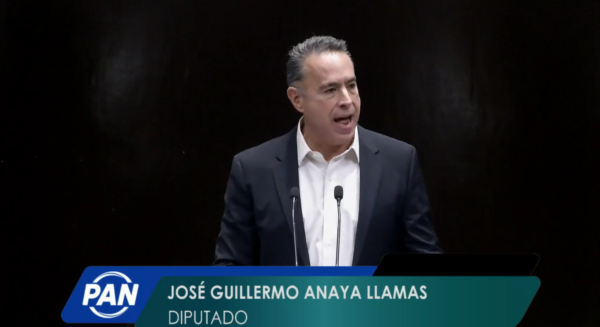 El diputado del PAN, José Guillermo Anaya Llamas, acusó que la propuesta de Morena es una radiografía perfecta del fracaso financiero. AMEXI/Foto: @Mx_Diputados