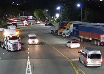 Cierre parcial en la autopista Tuxtla Gutiérrez-San Cristóbal de las Casas por el paro de transportistas de este lunes 26 de octubre.