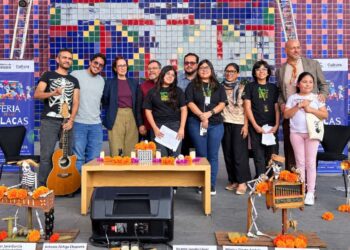 Cartel y actividades de la XXVI Feria de las Calacas de Alas y Raíces 2026, que incluirá música, teatro, talleres, narración oral y ofrendas para celebrar el Día de Muertos en la Ciudad de México.
