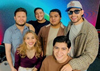 ntegrantes de Safe Place Music, agrupación regiomontana que presenta el álbum “Te Espero”, una propuesta de música inspiracional con mensajes de fe, esperanza y renovación interior.