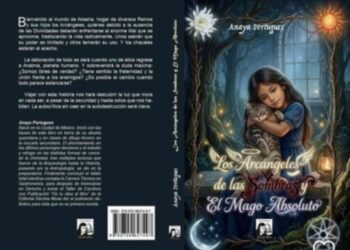 Anaya Portugues, escritora de Los Arcángeles de las sombras y el mago absoluto, durante la presentación de su primera novela, en la que comparte un mensaje de espiritualidad, esperanza y perseverancia.