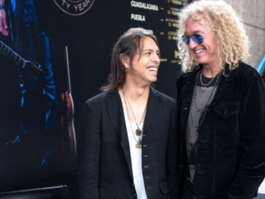 Integrantes de Foreigner hablan sobre un posible reencuentro musical con Joy Huerta y las sorpresas que preparan para su gira por México en 2027.
