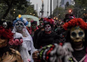 El Desfile de las Catrinas 2026 llegará a Paseo de la Reforma el 25 de octubre con maquillajes, disfraces y personajes inspirados en el Día de Muertos.