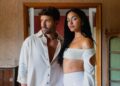 RIZA durante su regreso musical con “Deditos Cruzados”, nueva colaboración con el cantante español Pablo Alborán.