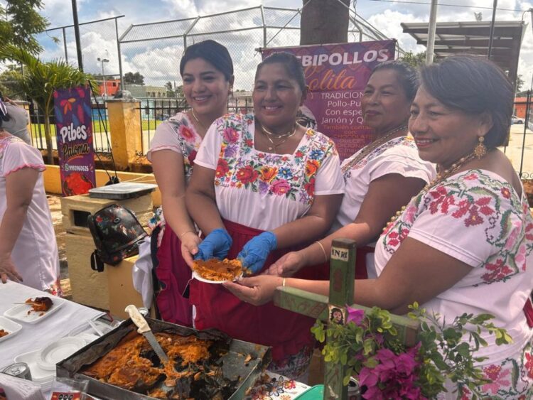 Feria del Mugbipollo en Mérida.