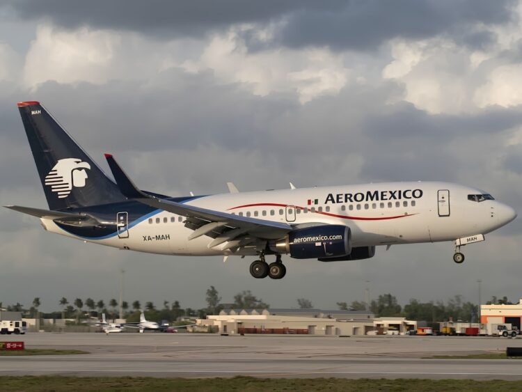 Firman México y Estados Unidos acuerdo que reanuda vuelos del AIFA y de AICM a Estados Unidos.