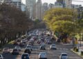 Hoy No Circula 28 de octubre: automóviles con engomado rojo