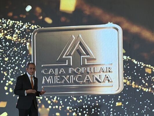 Ricardo López, director general de Caja Popular Mexicana, durante la conmemoración del movimiento cooperativo.