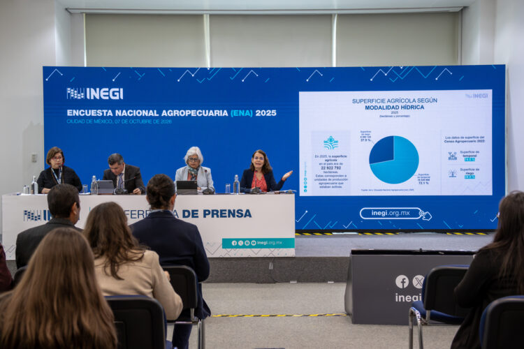 Campo mexicano envejece y enfrenta sequía, revela Encuesta Nacional Agropecuaria 2025