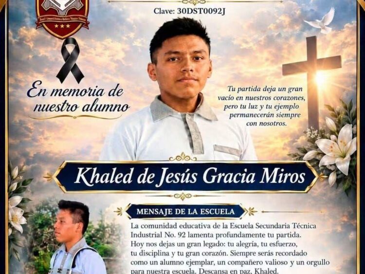 Khaled de Jesús Gracia Miros, estudiante de Catemaco, murió por fallas en la atención en IMSS. Imagen RRSS