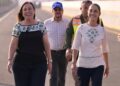 La gobernadora Rocío Nahle y la presidenta Claudia Sheinbaum recorren el distribuidor vial Veracruz.