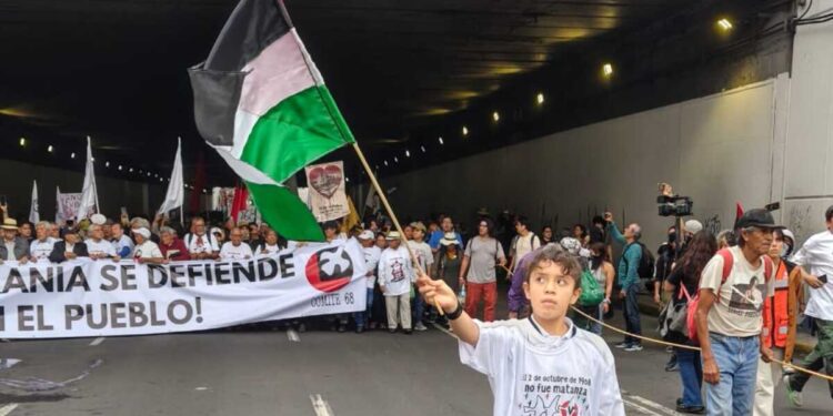 2 de octubre no se olvida; así la marcha conmemorativa en la CDMX