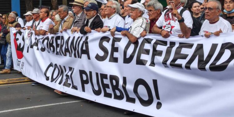 2 de octubre no se olvida; así la marcha conmemorativa en la CDMX