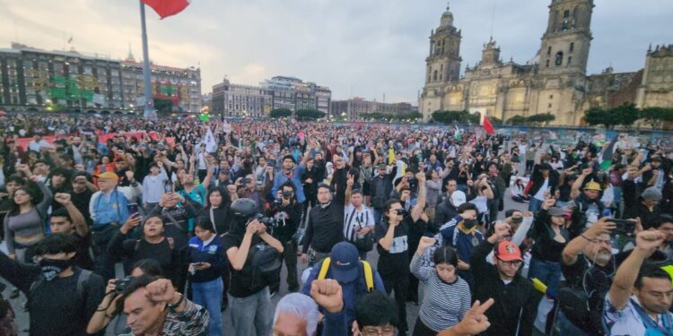 2 de octubre no se olvida; así la marcha conmemorativa en la CDMX