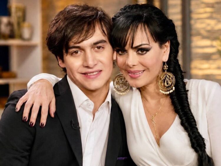 Maribel Guardia prepara el altar de Julián y sueña con volver a abrazarlo