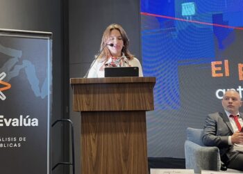 Presentación de México Evalúa sobre el análisis de las finanzas públicas del Paquete Económico 2027