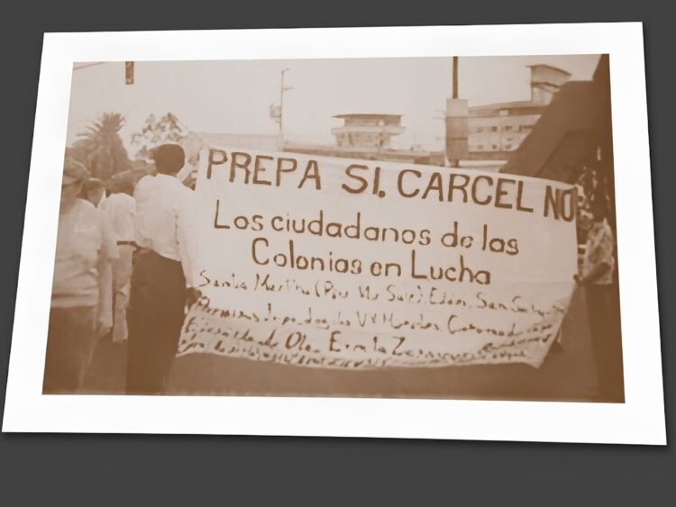 'Prepa sí, cárcel no''. Foto de archivo de una lucha que cambió la historia de Iztapalapa. AMEXI/Foto: @ClaraBrugadaM