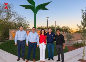 Inauguración del Desarrollo Solhara de Derex y Grupo Vinte, con viviendas bioclimáticas en Hermosillo, Sonora.