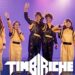 Elenco de la serie Timbiriche de ViX caracterizado como el grupo musical