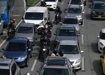 Tráfico por bloqueos de transportistas. Foto Especial