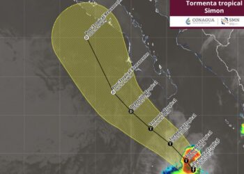 Trayectoria pronosticada del huracán Trudy en el océano Pacífico, con su posible intensificación a categoría 4 frente a las costas de Michoacán.