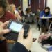 La UNAM define el uso de celulares y dispositivos móviles en las aulas, para fortalecer la enseñanza. AMEXI Foto UNAM