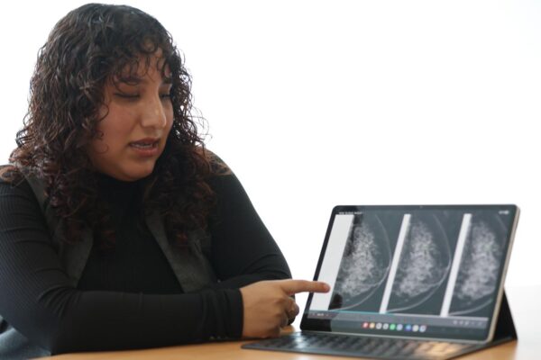 Elsy Guadalupe Cruz Murrieta está a cargo del proyecto, es maestra en Ciencias de la Computación y estudiante de doctorado. AMEXI/Foto: IPN