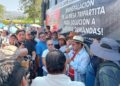 Maestros de la CNTE en Chiapas se manifiestan por demandas diversas.