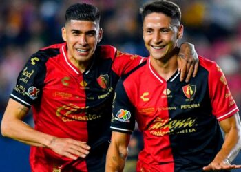 Florián Monzón celebra el gol con el que Atlas derrotó al Atlético de San Luis en la Jornada 15 del Apertura 2026