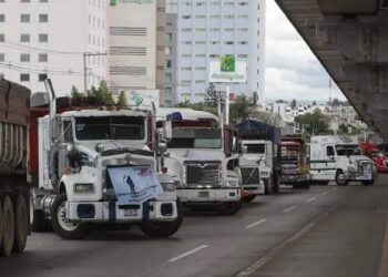 Transportistas acuerdan dialogar con el Gobierno y rechazan bloqueos carreteros. AMEXI/Foto: RRSS