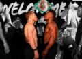 Canelo Álvarez y Christian Mbilli durante el pesaje previo a su pelea por el título supermedio del CMB