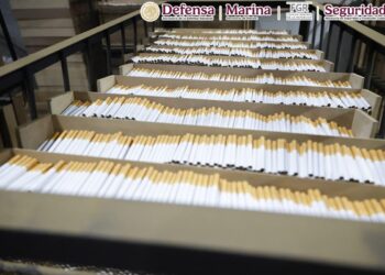 Aseguran casi 60 toneladas de cigarro pirata y detienen a tres personas en Huixquilucan