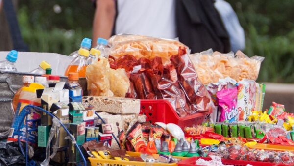 Oaxaca: piden retirar alimentos con sellos de advertencia de las cooperativas escolares. AMEXI/Foto: RRSS