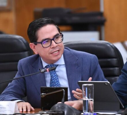 El diputado del PAN, Daniel Chimal García alerta sobre la circulación de la variante de COVID conocida como “Stratus” o “Frankenstein”. AMEXI/FOTO/ Diputados