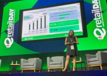 Daniela Orozco expone datos sobre crecimiento, omnicanalidad e inteligencia artificial en el comercio electrónico mexicano durante eRetail Day Latam México 2026.